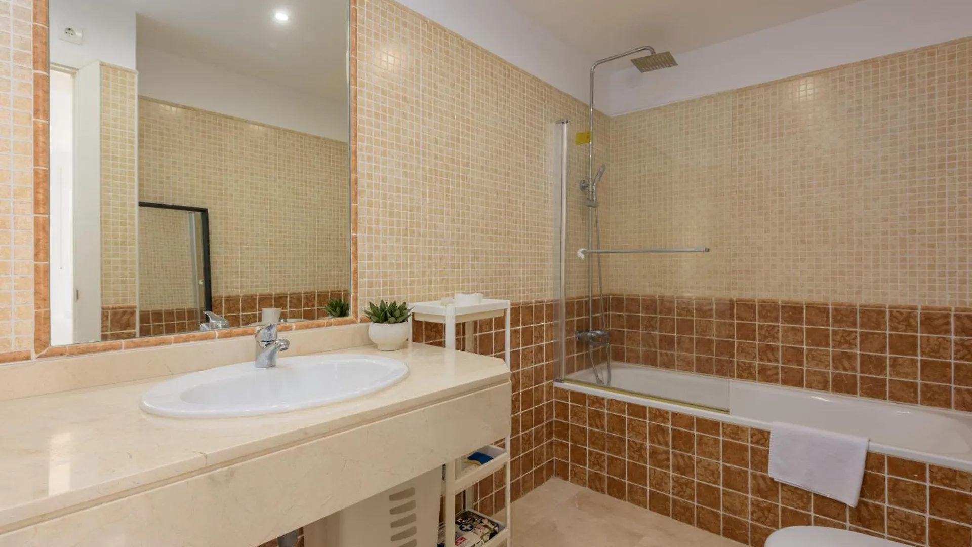 2247-Duplex 3 Bedrooms With 2 Terraces Manilva Apartment