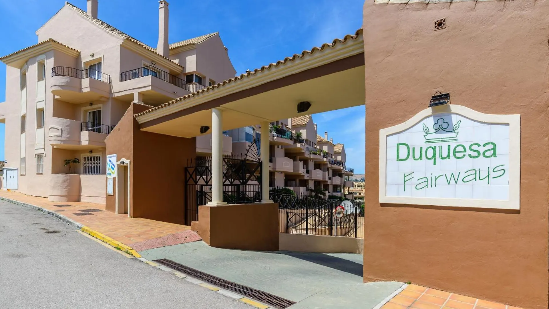 2247-Duplex 3 Bedrooms With 2 Terraces Manilva